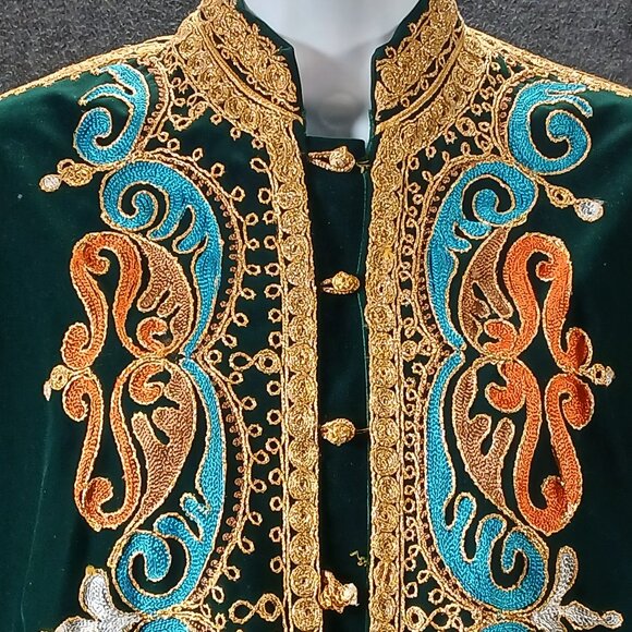 Embroidered Velvet Kaftan  (Duster/Robe) - Picture 5 of 6